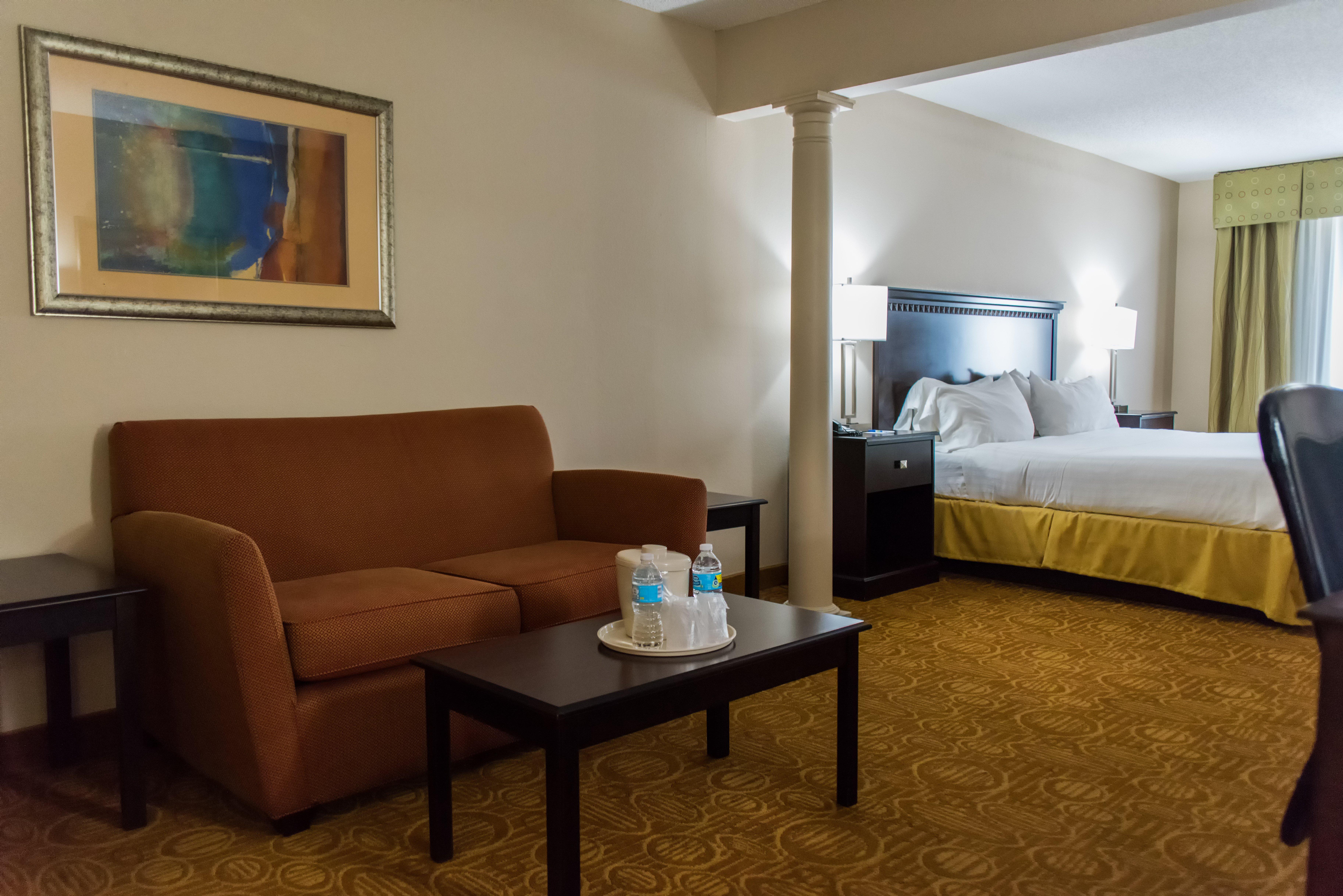 Holiday Inn Express Hotel & Suites Kinston By Ihg Exterior foto