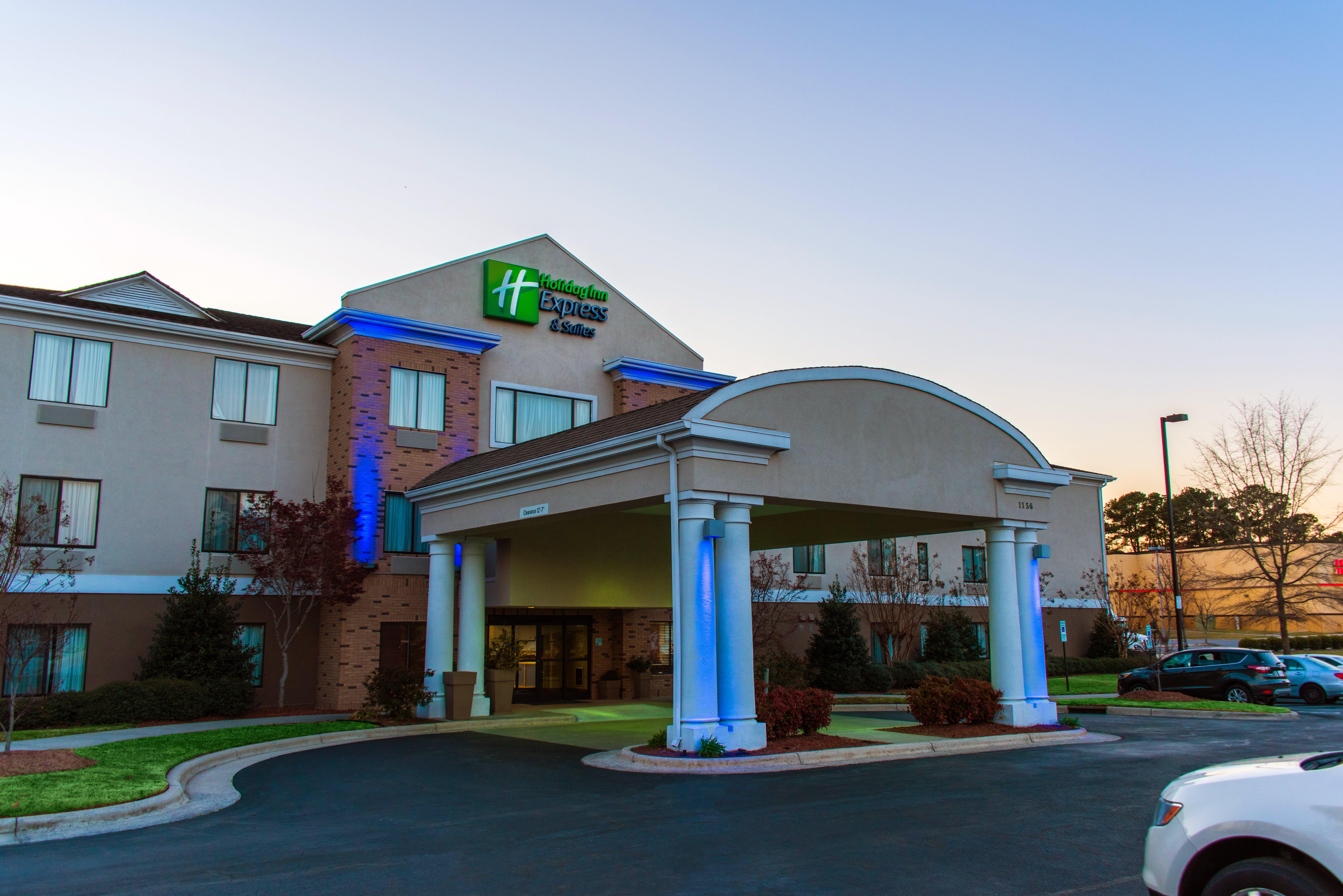 Holiday Inn Express Hotel & Suites Kinston By Ihg Exterior foto